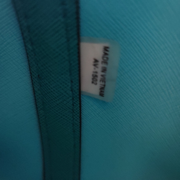 Stunning Michael Kors Large Turquoise Tote - RARE/HTF - Picture 10 of 15